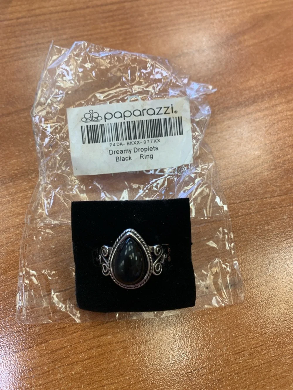 Paparazzi Dreamy Droplets Black Stretch Ring
